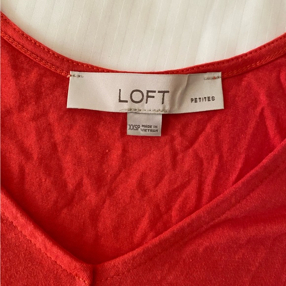 LOFT Women’s Top - Picture 2 of 3